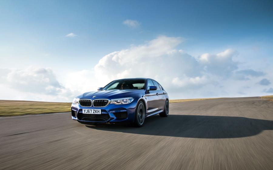  BMW M5 (F90) 2018 года  (UK) (фото 37 из 40)